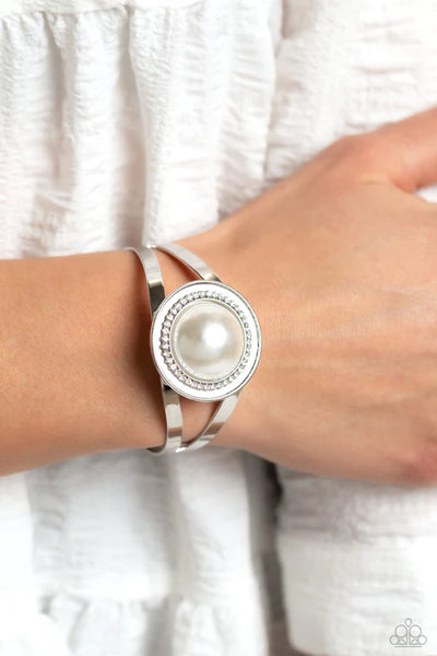 Put On The GLITZ - White Paparazzi Bracelet (PZ-5672)