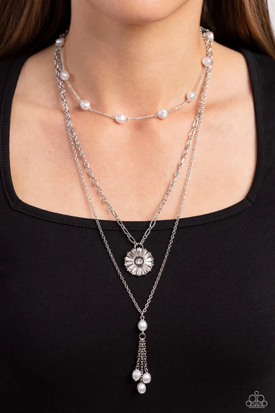 Audaciously Austen - White Paparazzi Necklace