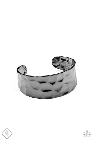 Is It HAUTE In Here? - black - Paparazzi bracelet (PZ-5352)