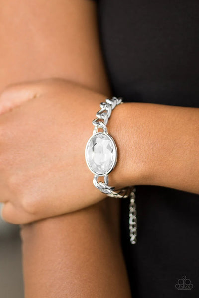 Luxury Lush - white - Paparazzi bracelet (PZ-5222)