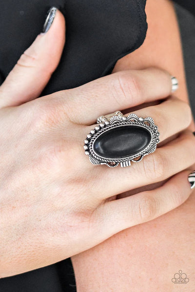 Open Range - black - Paparazzi ring (T72)