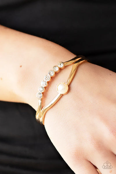 Palace Prize - gold - Paparazzi bracelet (PZ-3761)