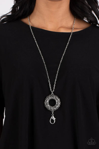 Wintry Wreath - silver - Paparazzi LANYARD necklace (PZ-5461)