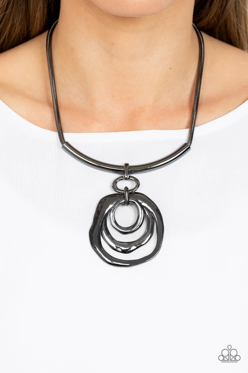 Paparazzi Forged in Fabulous - Black Necklace (PZ-3711)