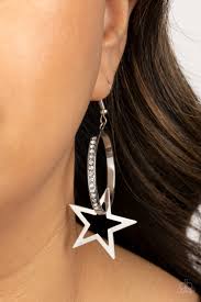 Superstar Showcase - white - Paparazzi earrings (PZ-5559)