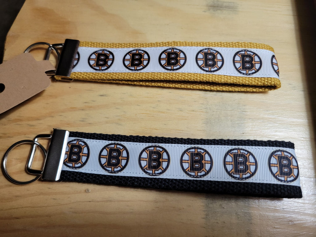 Boston Bruins - Logo - Country Craft Barn Key Chain (#48)