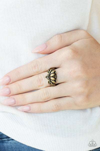 Lotus Crowns - Brass Paparazzi Ring