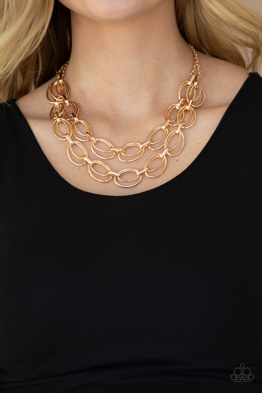 Status Quo - Gold Paparazzi Necklace