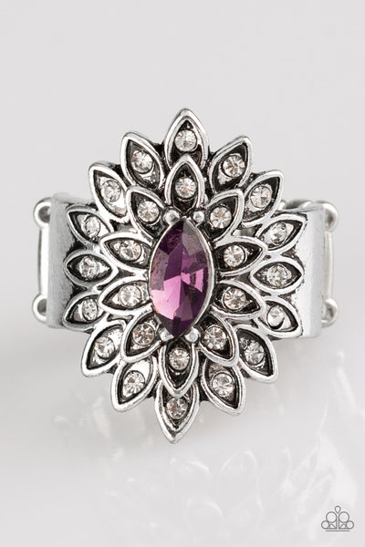 Paparazzi Ring - Blooming Fireworks - Purple (R356)