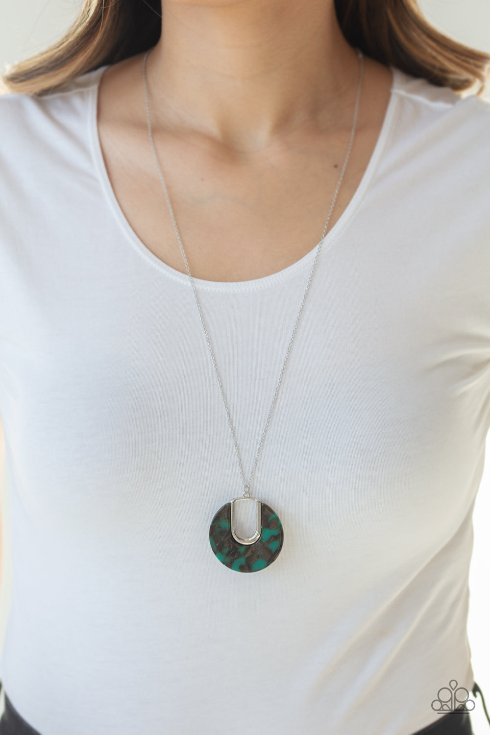 Setting The Fashion - Green Paparazzi Necklace