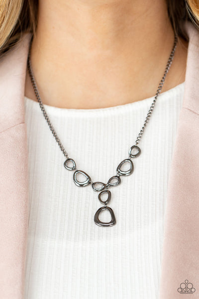 So Mod - Black Paparazzi Necklace (#4320)
