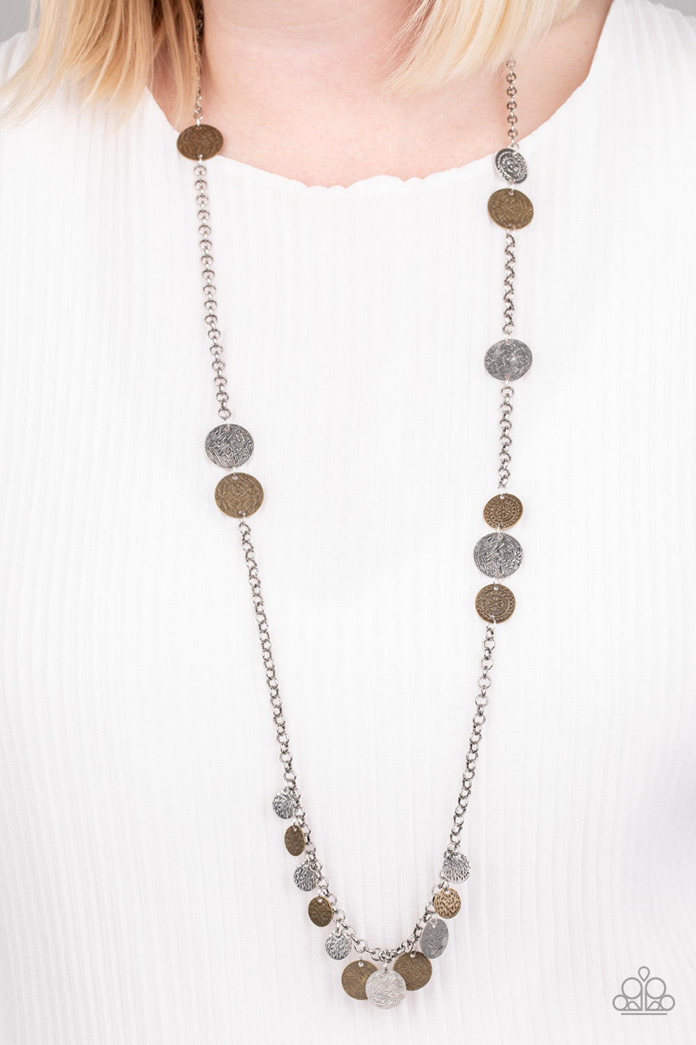 Trailblazing Trinket - Multi Paparazzi Necklace (PZ-1199)