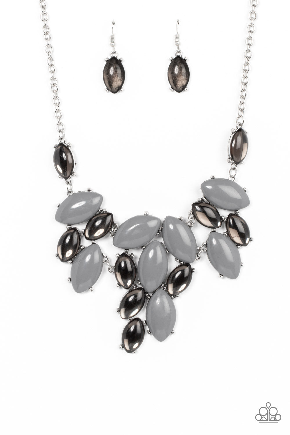 Date Night Nouveau - Silver Paparazzi Necklace (PZ-5246)