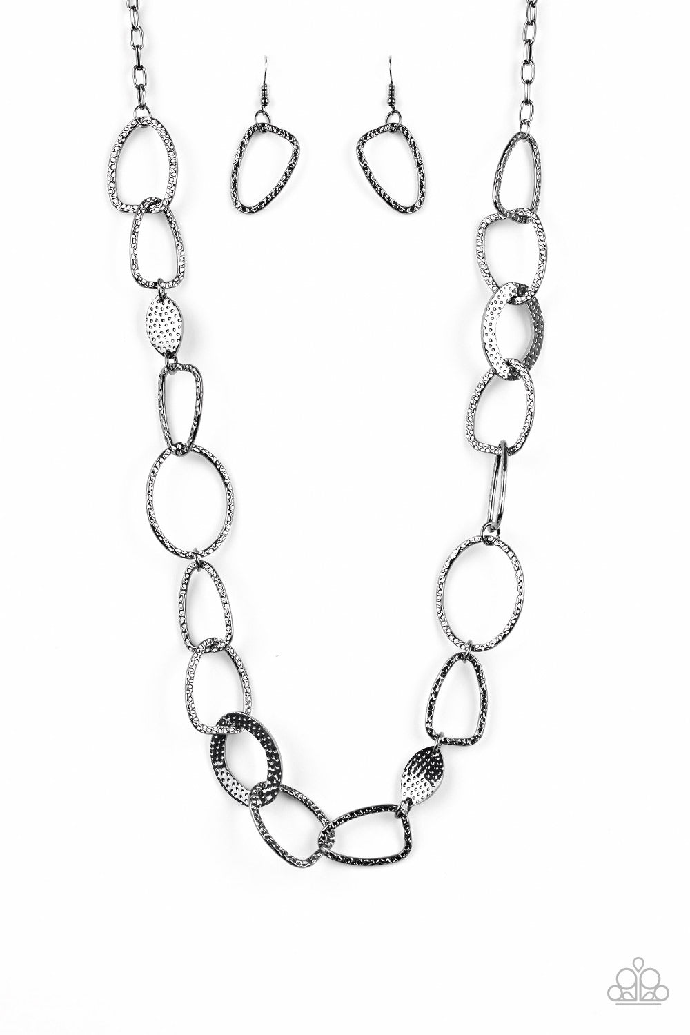 Metro Nouveau - Black-Paparazzi Necklace (PZ-407)