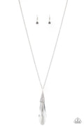 Paparazzi Necklace - Jaw-Droppingly Jealous - White (PZ-1693)