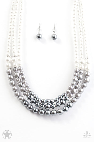 Paparazzi Blockbuster Short Necklace - Lady In Waiting - Silver