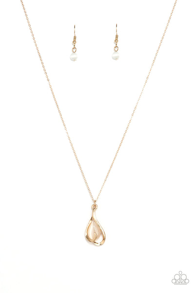 Tell Me A Love Story - Gold Paparazzi Necklace (PZ-2665)