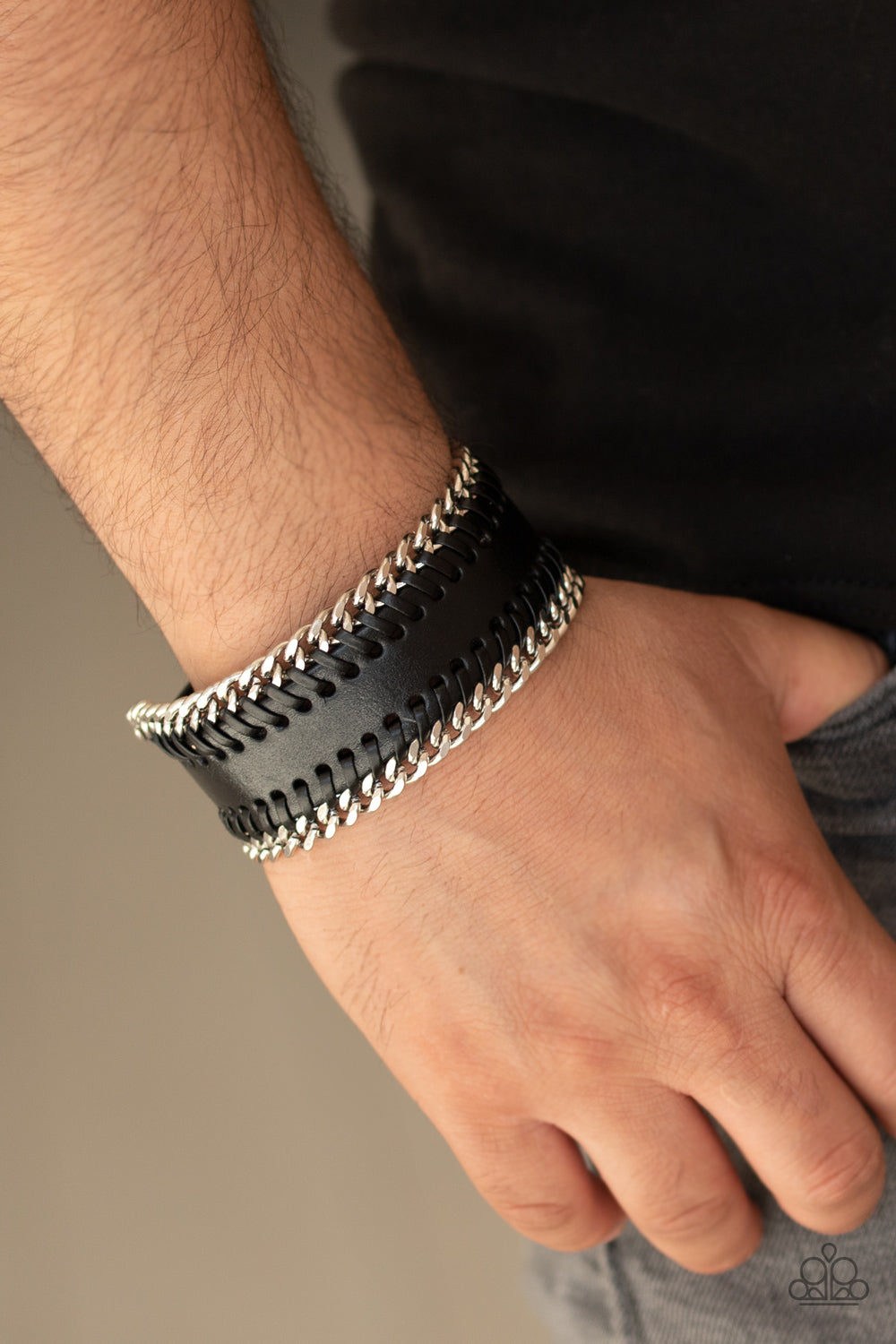 Got Grit? - Black-Paparazzi Urban Bracelet (UB139)