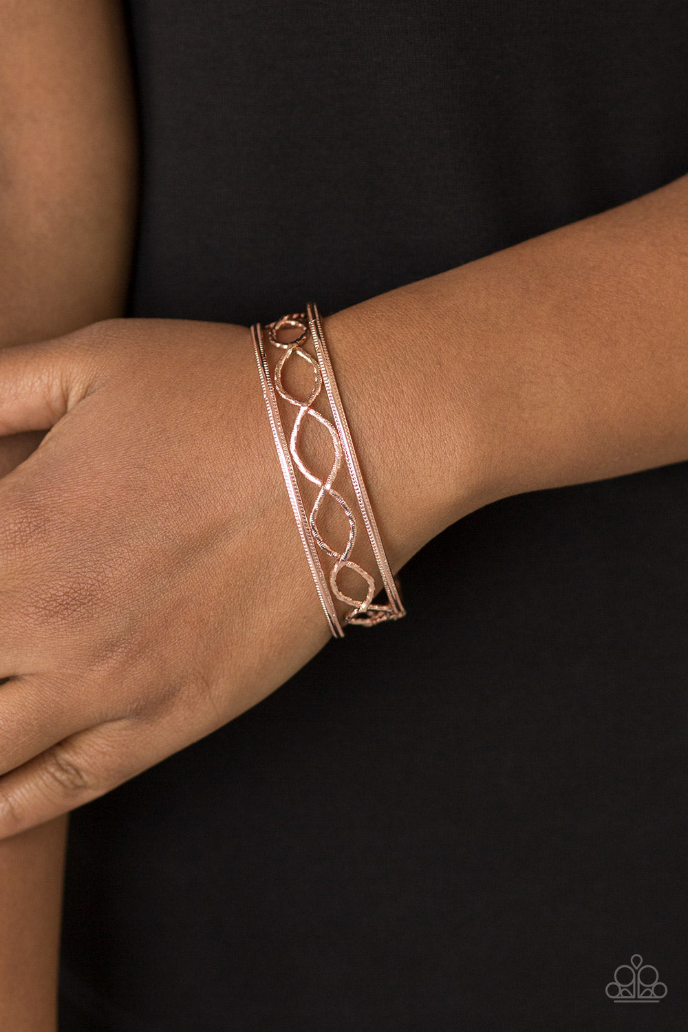Metal Manic - Rose Gold - Paparazzi Bracelet (PZ-101)