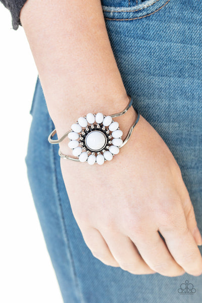 Paparazzi Bracelet - Posy Pop - White