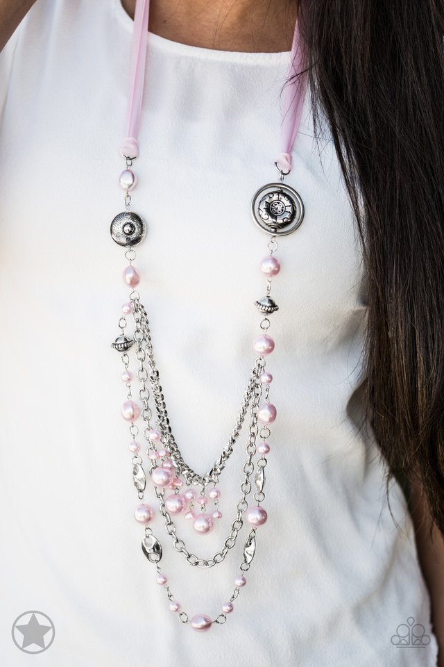 Paparazzi Blockbuster Necklace - All The Trimmings - Pink