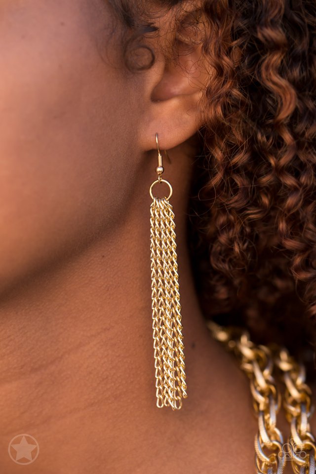 Paparazzi Blockbuster Necklace - SCARFed for Attention - Gold (BB040)