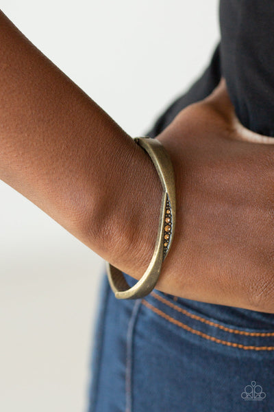 Paparazzi Hinged Bracelet - Glittering Grit - Brass (#2122)