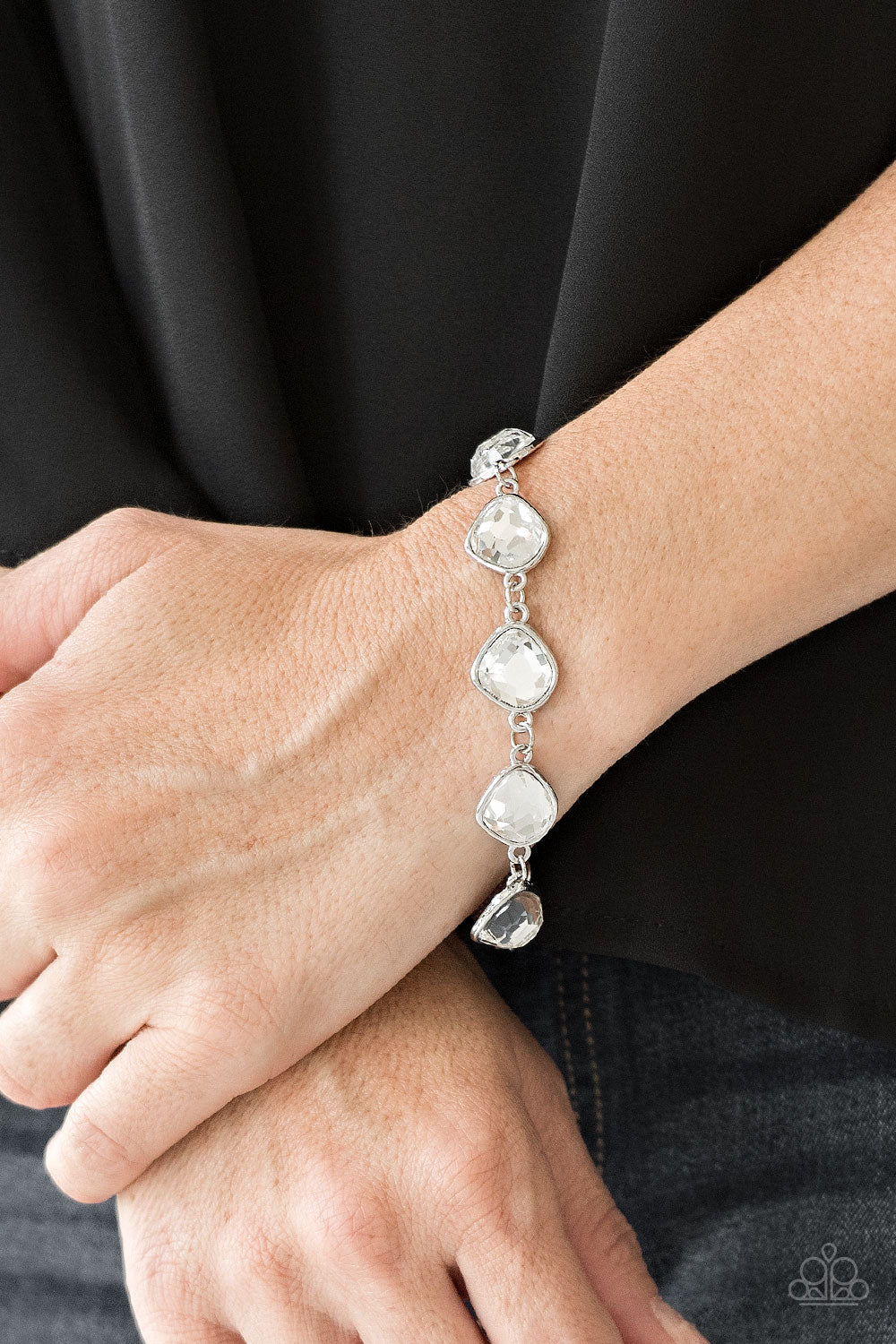 Paparazzi Bracelet - Perfect Imperfection - White (PZ-1056)
