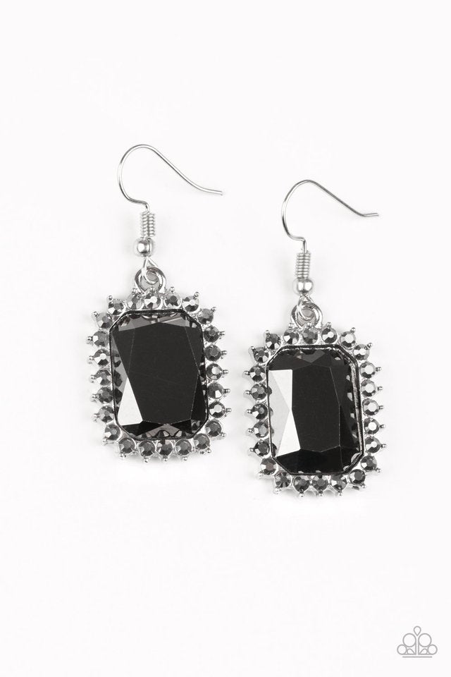 Paparazzi Earrings - Downtown Dapper - Black (#1375)