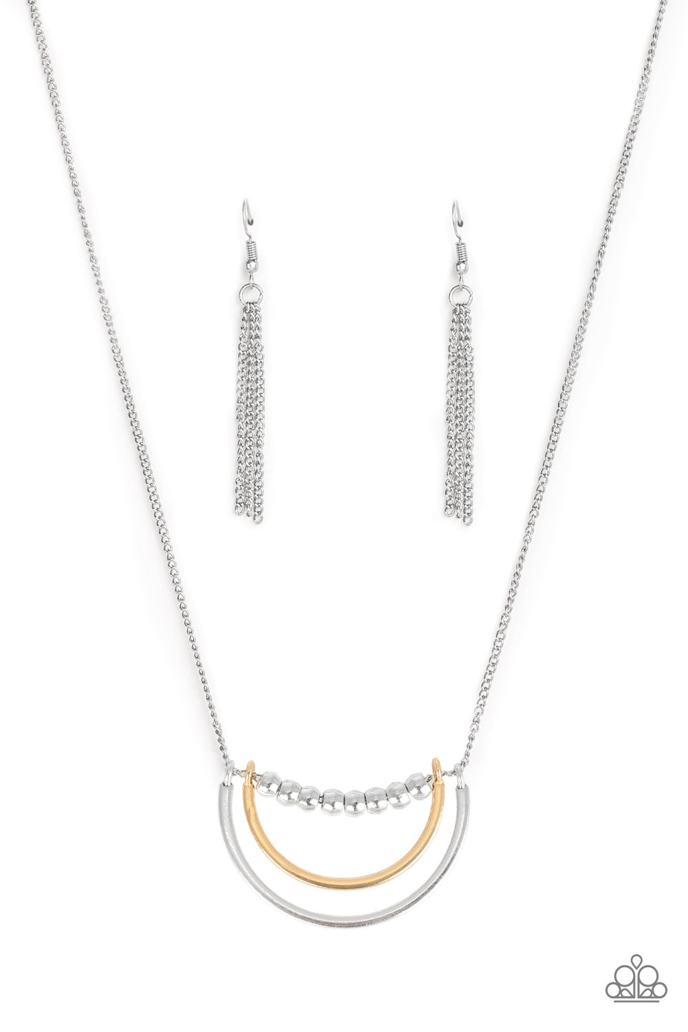 Artificial Arches - Silver Paparazzi Necklace (#4407)