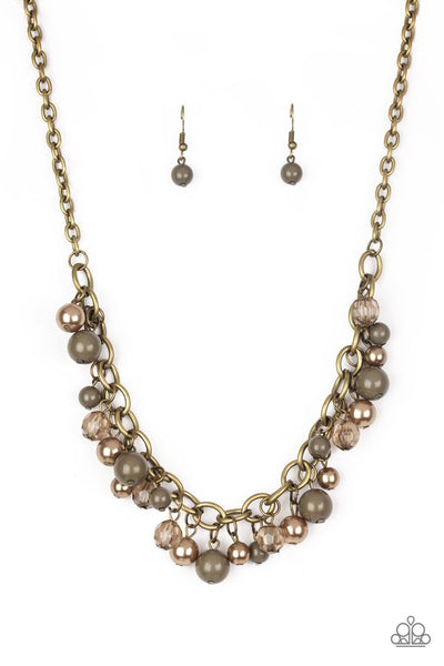 The GRIT Crowd - Green Paparazzi Necklace (#2241)