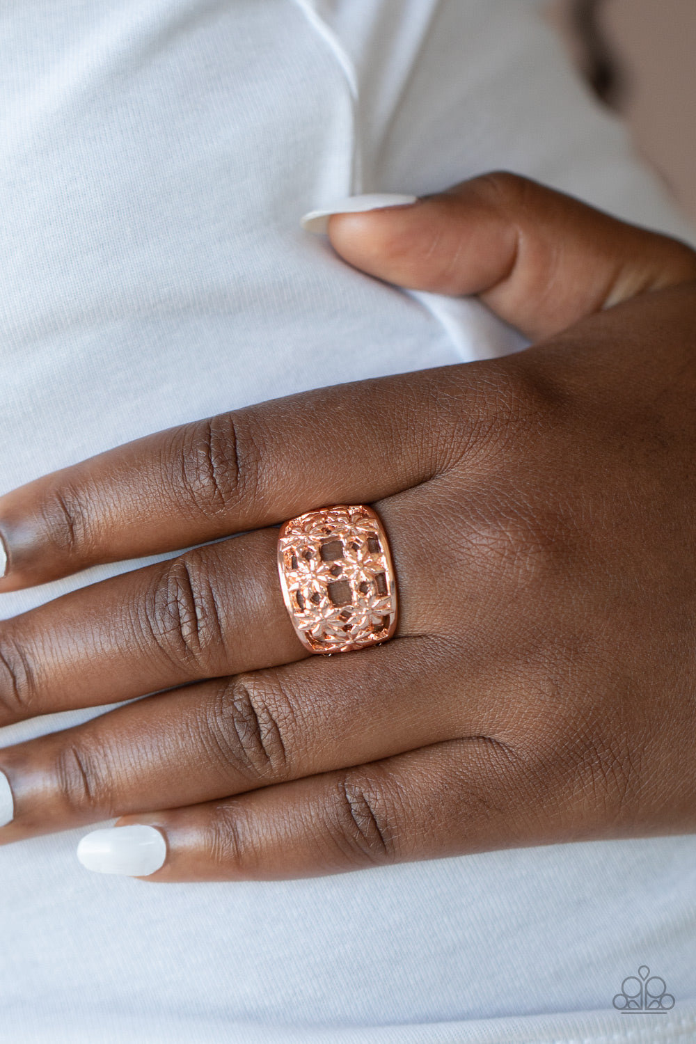 Crazy About Daisies - Rose Gold-Paparazzi Ring (R336)