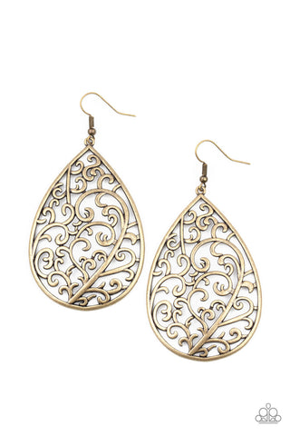 Paparazzi Earrings - Grapevine Grandeur - Brass (PZ-699)