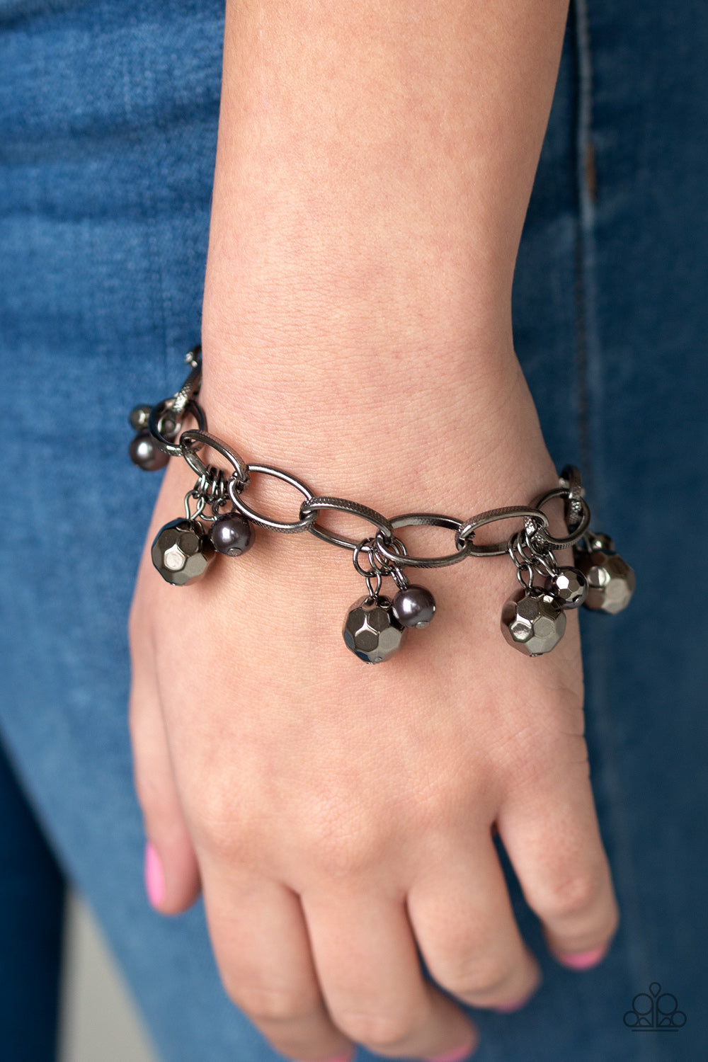 Make Do In Malibu - Black/Gun Metal  Paparazzi Bracelet (PZ-1055)