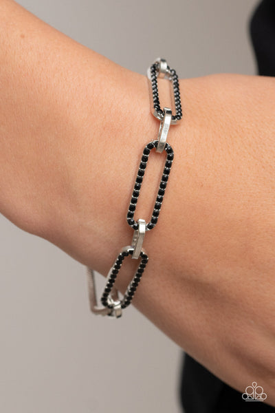 Still Not OVAL You - Black Paparazzi Bracelet (#2427)