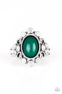 Noticeably Notable - Green Paparazzi Ring