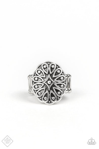 Paparazzi Oct 2019 Fashion Fix Ring - Modern Mandala - Silver (R193)