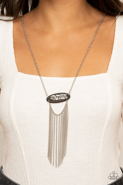 Desert Spirit - Green Paparazzi Necklace (PZ-1108)