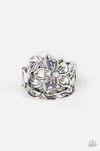 Paparazzi Ring - Hibiscus Highland - Silver (R206)