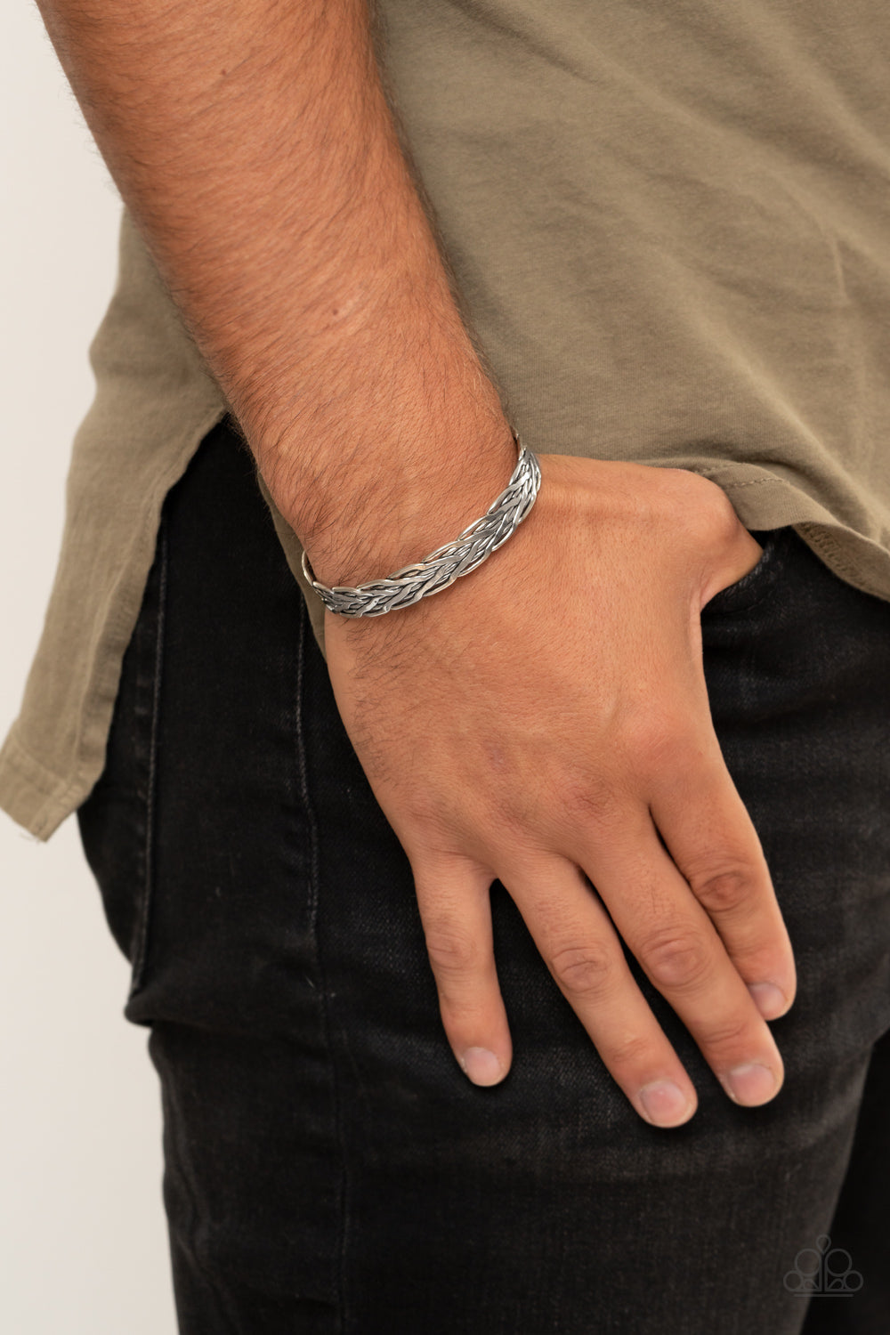 Magnetic Maven - Silver Paparazzi Men's Bracelet