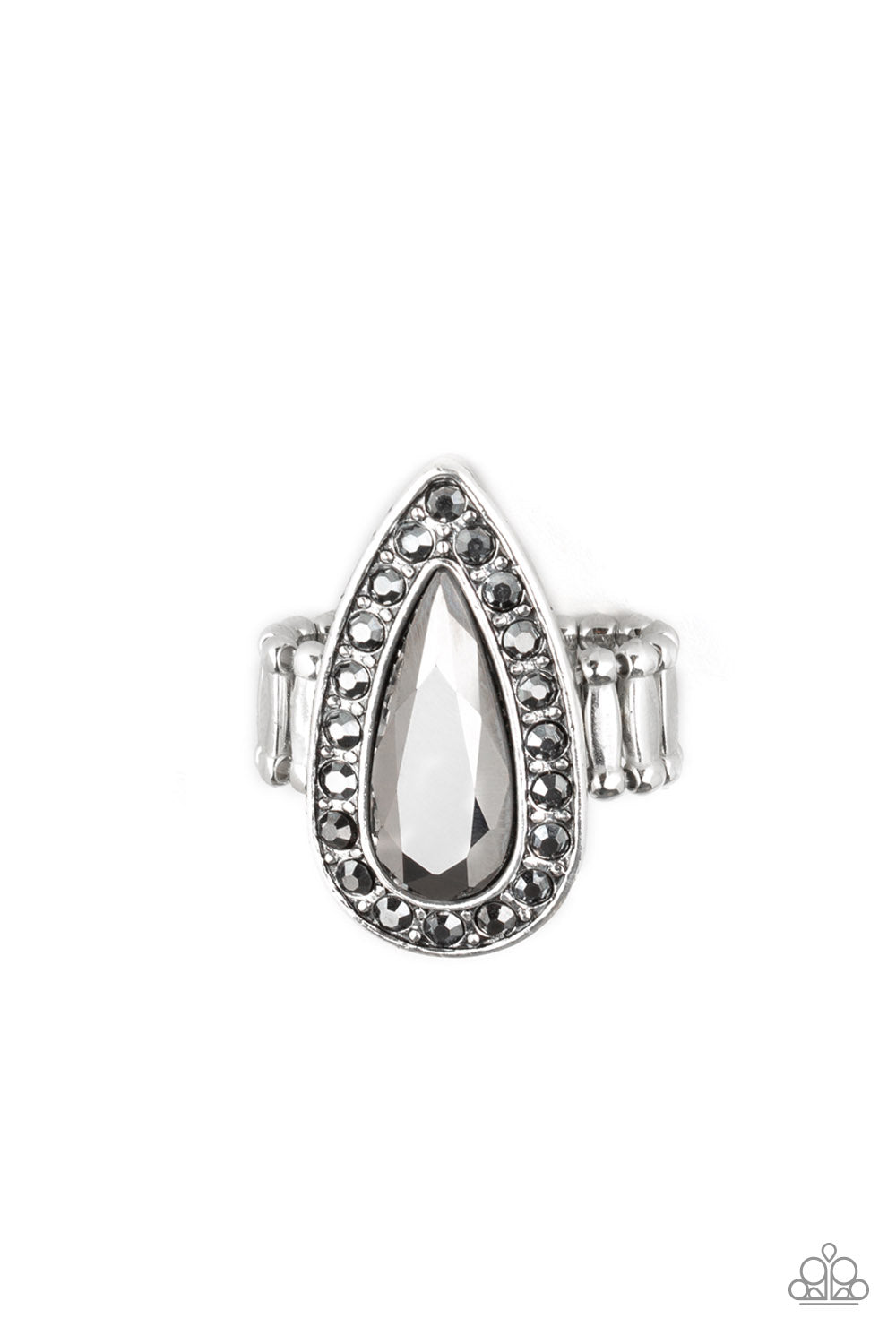 Paparazzi Ring - Majestic Mayhem - Silver (R220)