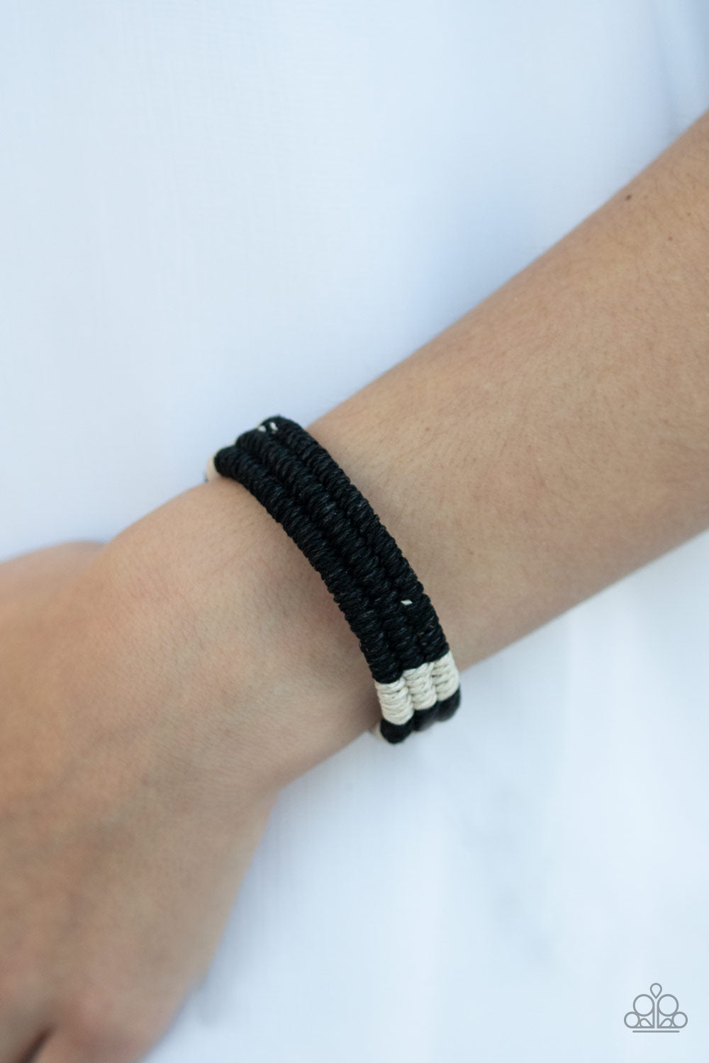 Paparazzi Urban Bracelet - Rural Rogue - Black (PZ-583)