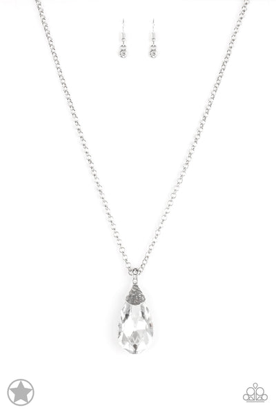 Paparazzi Blockbuster Necklace - Spellbinding Sparkle - White