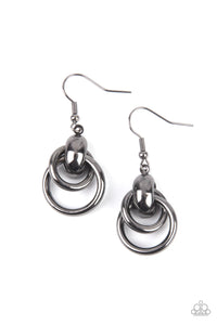 Running In Circles - Black Paparazzi Earring (#2028)