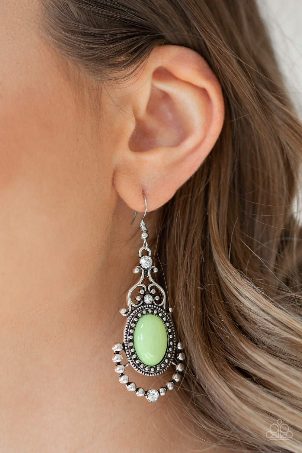 Paparazzi Earrings - CAMEO and Juliet - Green (PZ-920)
