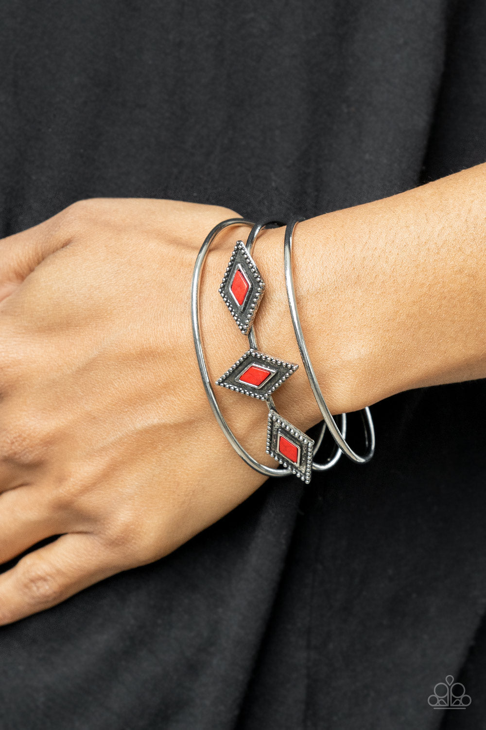 Desert Diamondback - Red Paparazzi Bracelet (PZ-609)