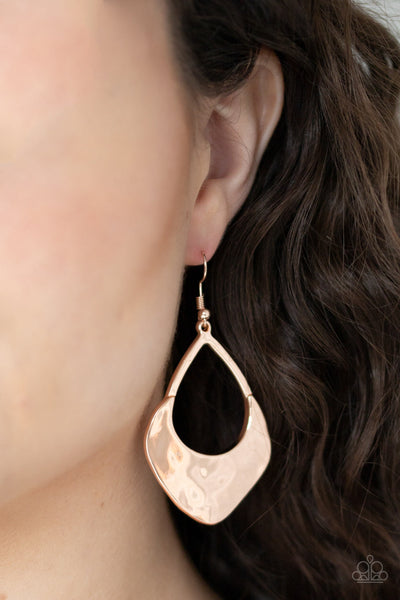Paparazzi Earrings - Dig Your Heels In - Rose Gold (#1534)