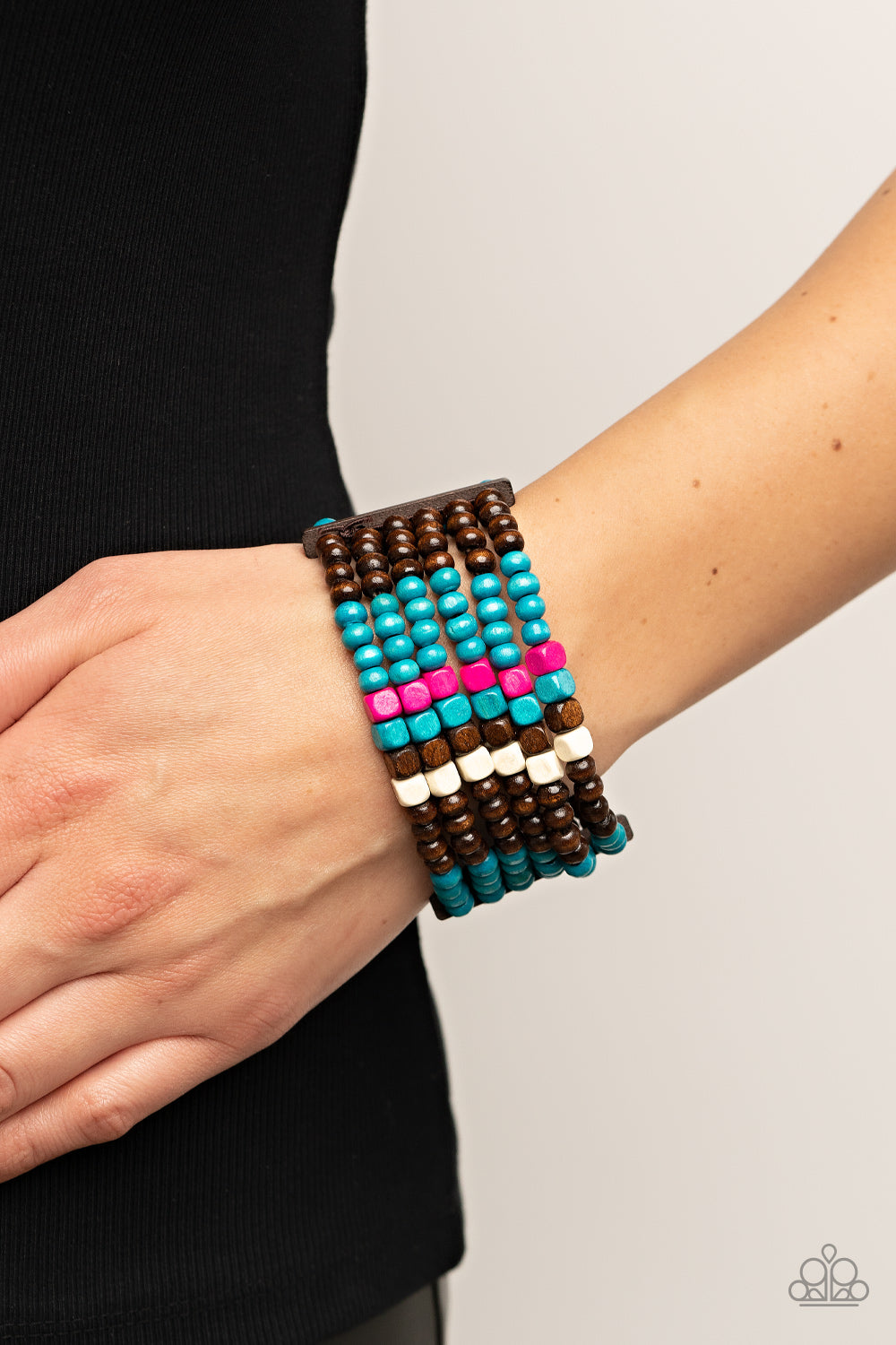 Dive into Maldives - Blue Paparazzi Bracelet (PZ-4938)