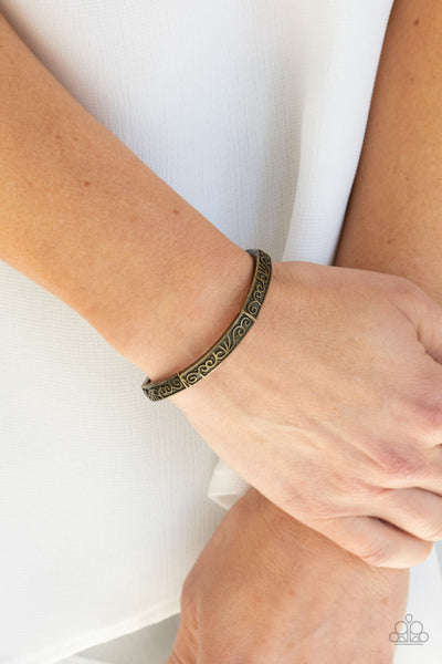 Precisely Petite - Brass Paparazzi Bracelet