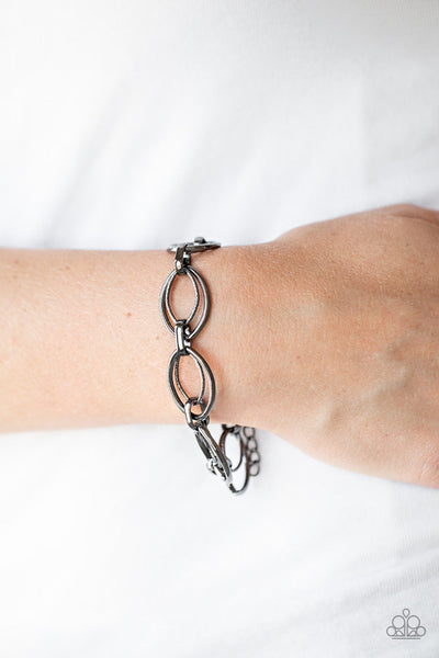 Simplistic Shimmer - Black-Paparazzi Bracelet (#1254)